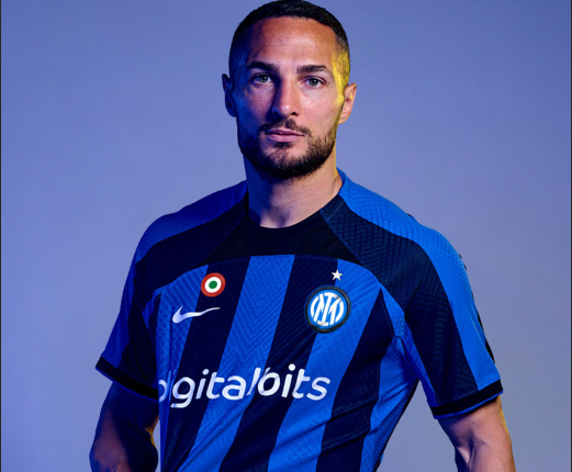 Inter Milan Home Soccer Jersey 22223.png